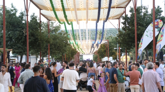 Tramitados varios expedientes por alimentos irregulares en la Feria de Lucena