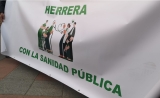 Herrera sigue movilizándose por la sanidad pública y teme quedarse sin médicos