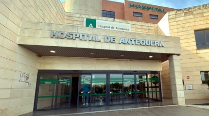 Un menor resulta herido tras precipitarse desde una vivienda en Antequera