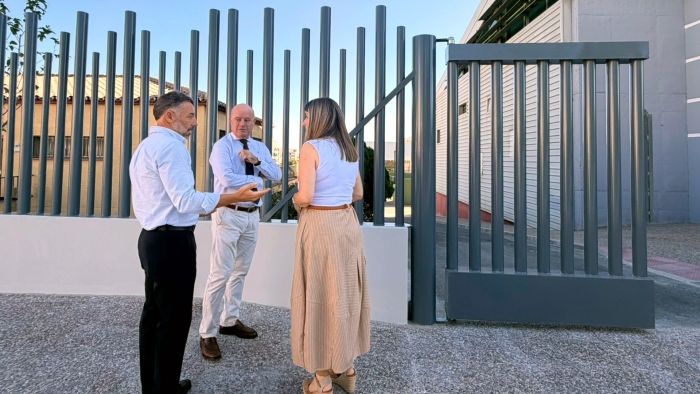 Antequera invierte 200.000 euros en modernizar el Complejo Deportivo de El Maul&iacute;