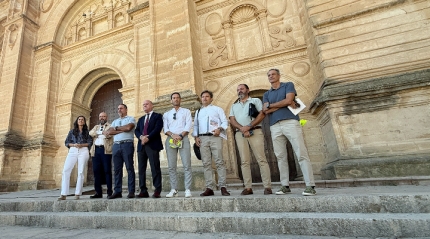 La Real Colegiata de Antequera recuperar&aacute; sus pin&aacute;culos y reparar&aacute; las cubiertas
