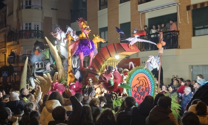 Descubrimos los secretos de 'Yo soy el Rey', carroza ganadora de la Cabalgata de la Ilusi&oacute;n de Lucena