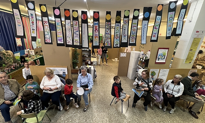 El colegio El Prado de Lucena refuerza sus proyectos educativos con Expocuento y La Casa de la Diversidad
