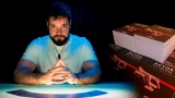 Luis Olmedo comparte el proceso creativo de su magia en su primer libro: &lsquo;Actos, no trucos&rsquo;