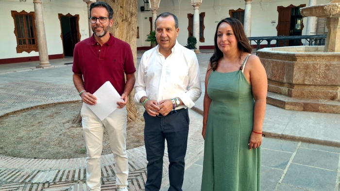 El PSOE acusa al PP de pasar el "rodillo" sobre las propuestas de la oposici&oacute;n en Antequera
