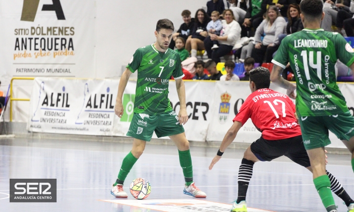El UMA Antequera asusta a Valdepe&ntilde;as y cae injustamente de la Copa del Rey