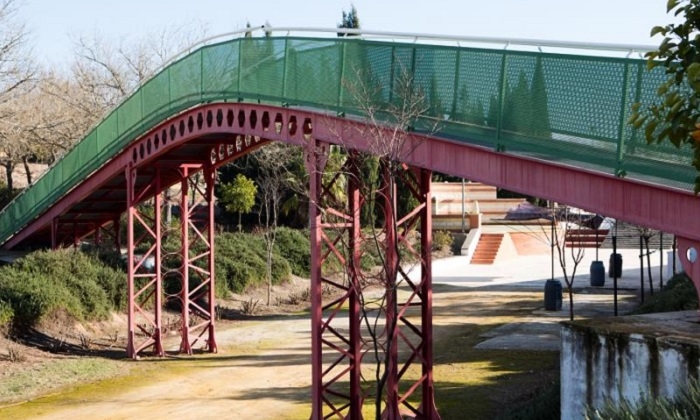 Se ensancha la brecha entre la Sevilla metropolitana y la Sierra Sur: Tomares est&aacute; cerca de triplicar la renta media de Marinaleda