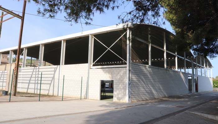 Pistas semicubiertas de la Ciudad Deportiva de Lucena.