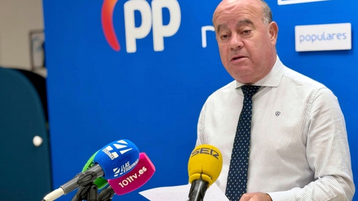 Manuel Bar&oacute;n tacha de "hip&oacute;crita" la propuesta del PSOE para crear una banda de m&uacute;sica