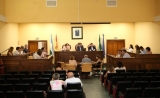 Pleno en el Ayuntamiento de Lucena.