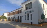 Las familias de un colegio de La Puebla de Cazalla sin direcci&oacute;n urgen una soluci&oacute;n: &ldquo;Estamos desamparados&rdquo;