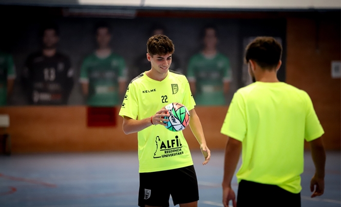 Javi Campano: "Este a&ntilde;o me lo tengo que tomar de aprendizaje"