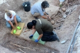 Trabajos de Aremehisa en el cementerio de Cabra.