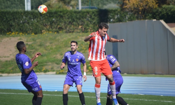 El Salerm Puente Genil no mejora ante el Almer&iacute;a B (2-1)