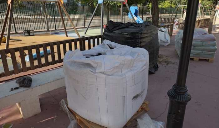 Archidona inicia la renovaci&oacute;n del parque infantil del Llano