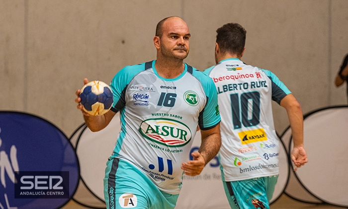Rafa Baena sale de su retiro para regresar al BM D&oacute;lmenes Antequera