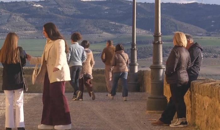 Cerca de 4.000 personas visitan los recursos turísticos de Osuna en el Puente de Andalucía