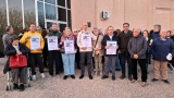 Concentraci&oacute;n en Antequera contra el traslado de la estaci&oacute;n de autobuses