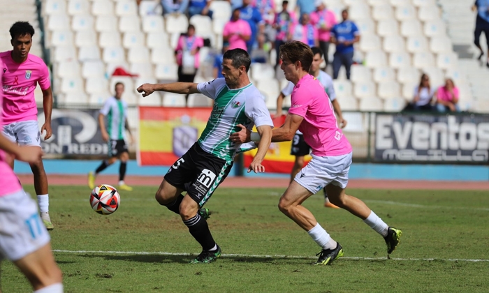 El Antequera CF insiste e insiste para ganar in extremis en Melilla
