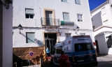 Actual centro de Salud de Izn&aacute;jar.