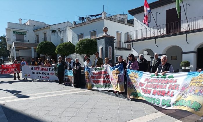 Una manifestaci&oacute;n en defensa del tren de los pueblos andaluces recorrer&aacute; C&oacute;rdoba este s&aacute;bado
