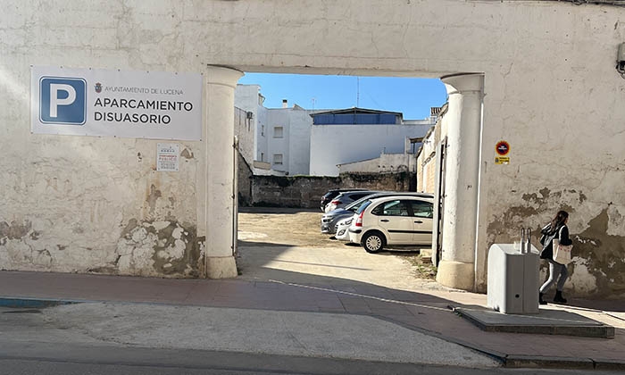 Aparcamiento disuasorio de la calle San Francisco.
