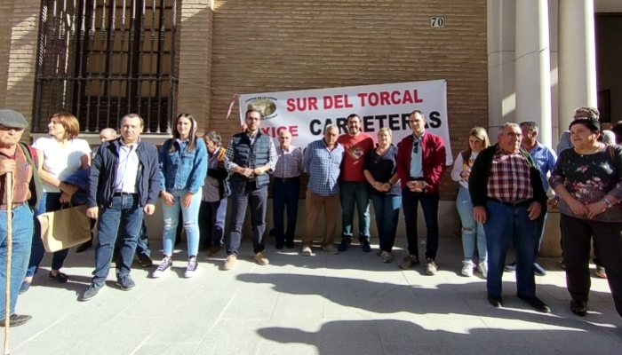 Vecinos del Sur del Torcal se vuelven a concentrar en Antequera para exigir mejoras en las carreteras
