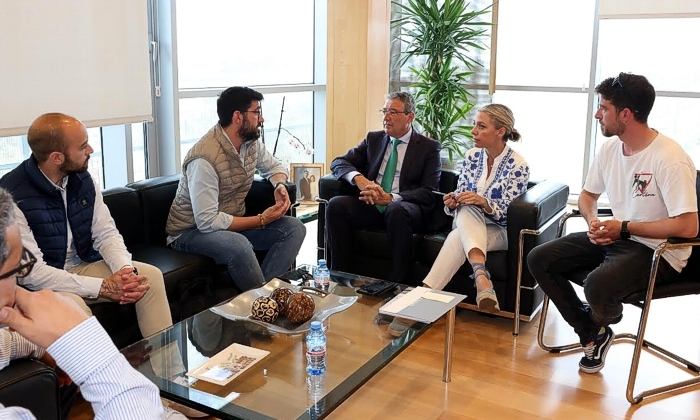 La Diputaci&oacute;n se compromete a asumir los 200.000 euros que faltan para reparar la piscina de Campillos