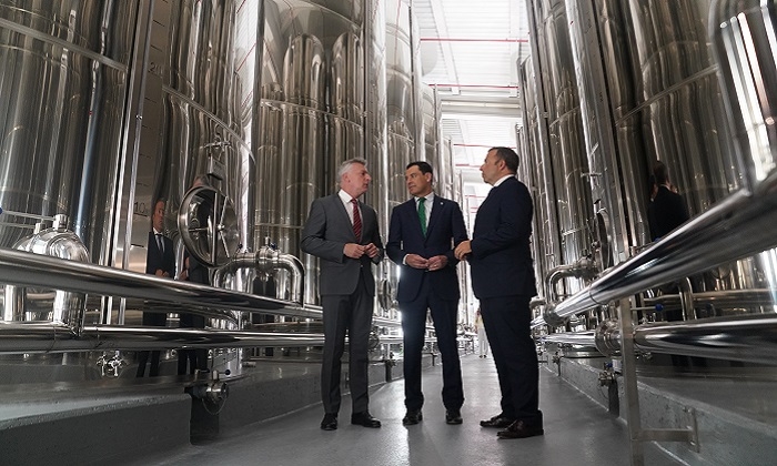 Moreno promete obras h&iacute;dricas de urgencia para &ldquo;salvar las cosechas y el suministro&rdquo; de agua