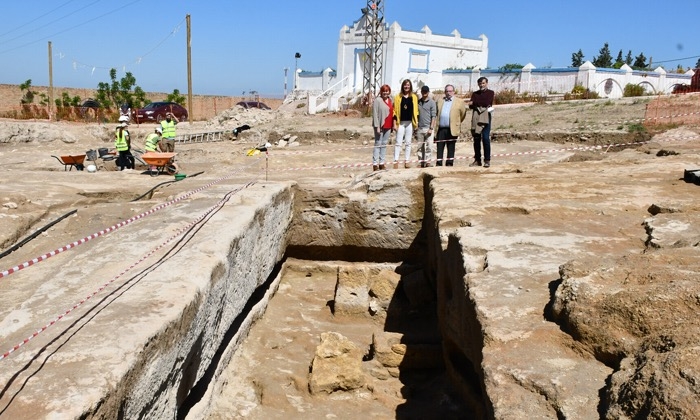 La alcaldesa de Osuna alarma sobre la decisión unilateral de la Junta de Andalucía de tapar el nuevo yacimiento arqueológico descubierto recientemente