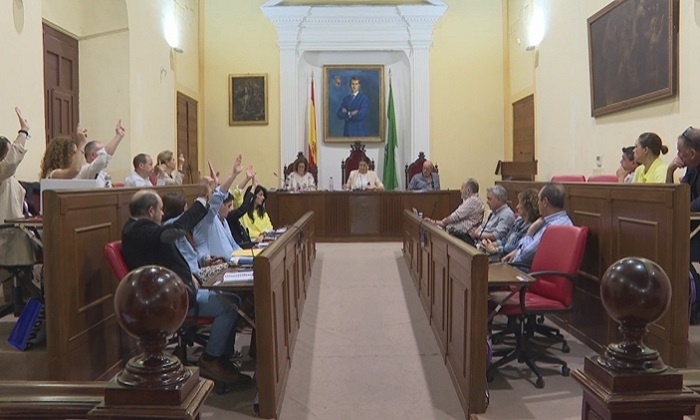 El gobierno local de &Eacute;cija anuncia una partida para la gesti&oacute;n de la l&iacute;nea de autob&uacute;s con Osuna en el presupuesto