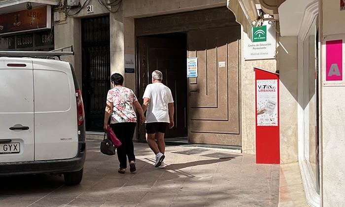 Centro de Formaci&oacute;n de Adultos del Paseo del Coso.
