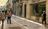 Los dos cheques de 3.000 euros para gastar en comercios de Antequera ya tienen ganadoras