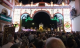 Acceso de la Virgen de la Sierra por el centro urbano de Cabra.