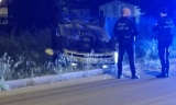 Vuelco de un coche en la carretera de Rute, dentro del t&eacute;rmino municipal de Lucena.
