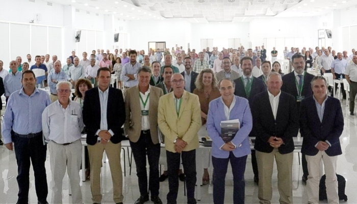 Dcoop celebra en Antequera su Asamblea General con la participación de más de 200 socios