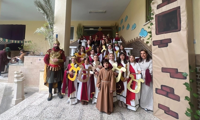 La comunidad educativa del Colegio Mar&iacute;a Inmaculada de Antequera se vuelca con su Bel&eacute;n Viviente