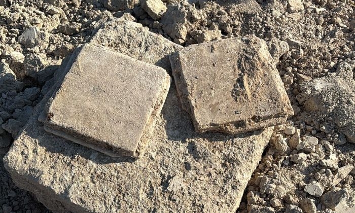 Aparecen unos posibles restos arqueol&oacute;gicos durante la construcci&oacute;n de una planta solar en Lucena