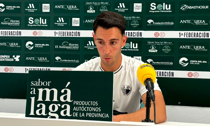 Javi Medina: "No creo que sea un partido descafeinado porque el Melilla est&aacute; compitiendo muy bien"