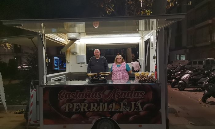 La tradici&oacute;n de las casta&ntilde;as contin&uacute;a latente en Lucena a trav&eacute;s de la familia Perrilleja