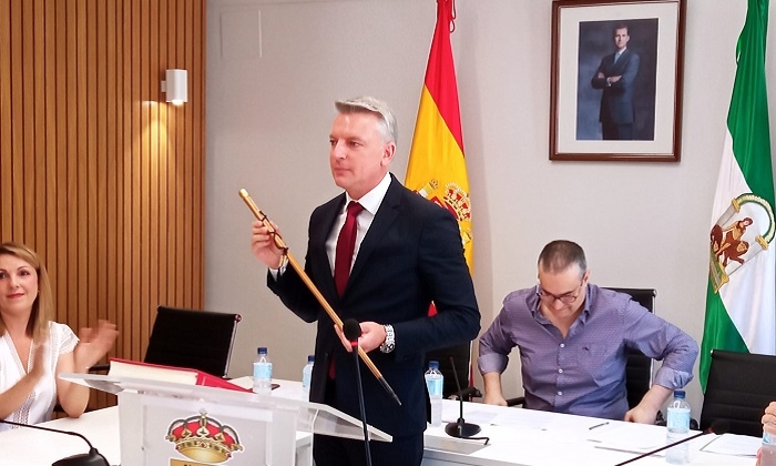 Muriel afronta en Herrera su cuarto mandato, el tercero con mayor&iacute;a absoluta del PP
