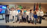 Alumnos del Ceip Andalucía Francisco Soria de Algámitas conmemoran el Día Mundial de la Salud en el Hospital de Osuna