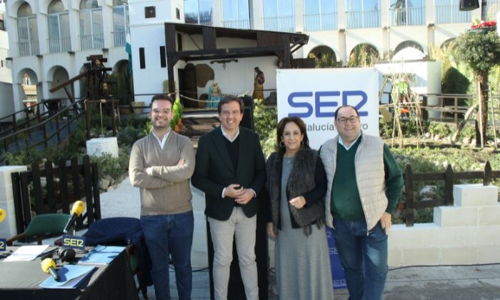 Hoy Por Hoy se impregna de la luz de Lucena en Navidad