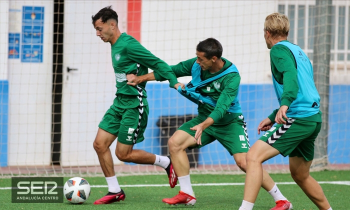 Semana sin parar de un Antequera CF que quiere regresar a la victoria en casa