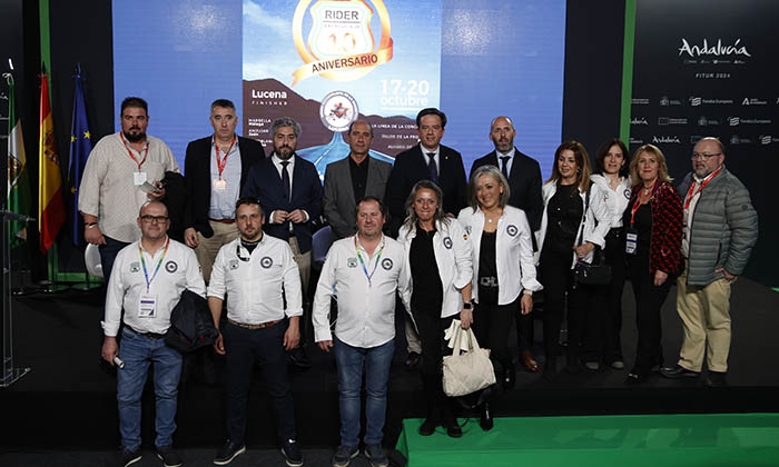 Presentaci&oacute;n de la Rider en el pabell&oacute;n de Andaluc&iacute;a.