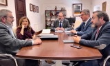 El alcalde de Puente Genil exige a Salud de la Junta la reanudación de la actividad quirúrgica del hospital