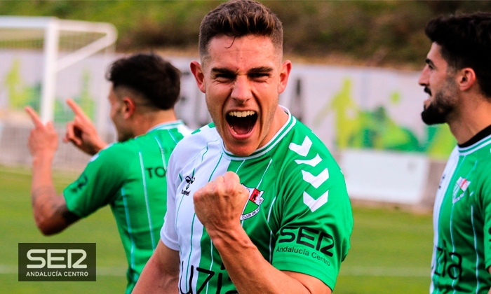 Sorpresa en el Antequera CF: Michael Conejero sale del club