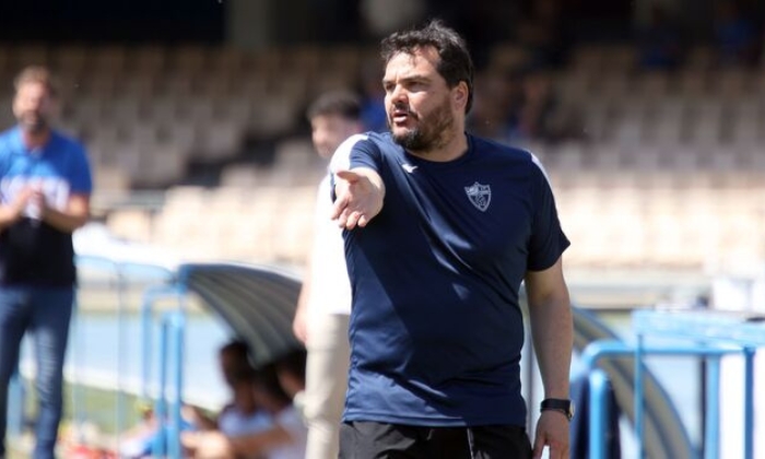 El Ciudad de Lucena hace oficial el fichaje de Antonio Cobos