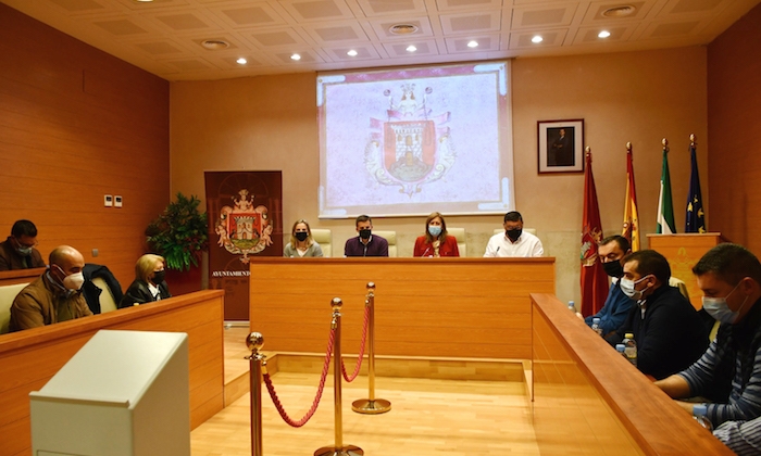 Alcaldes de la Sierra Sur de Sevilla anuncian movilizaciones contra el nuevo mapa sanitario de la Junta de Andalucía