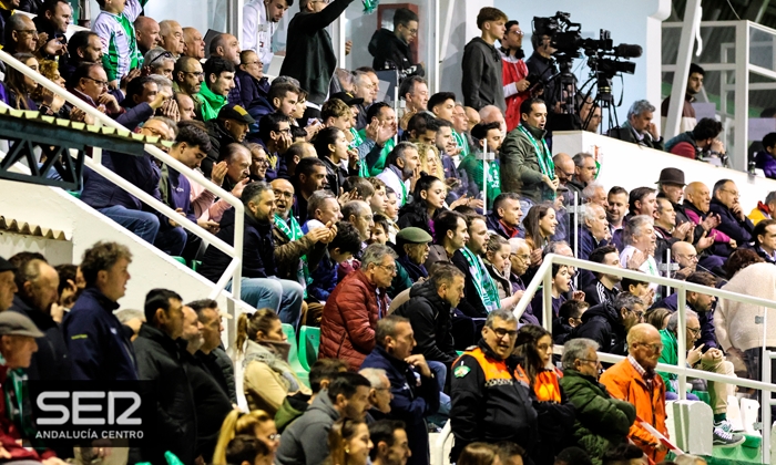 El p&uacute;blico infantil tendr&aacute; entrada gratuita para el Antequera CF - San Fernando